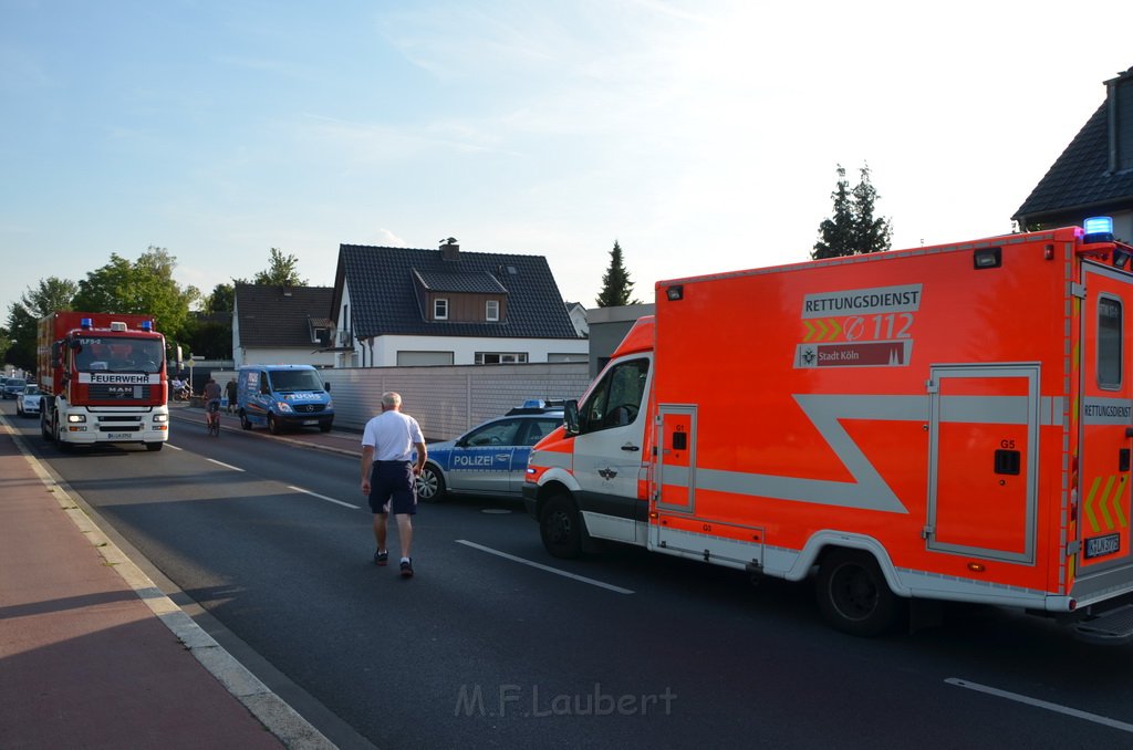 Kran drohte umzustuerzen Koeln Porz Zuendorf Hauptstr P021.JPG - Miklos Laubert